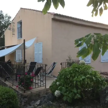Bed & Breakfast Les Rosiers - Eglantine